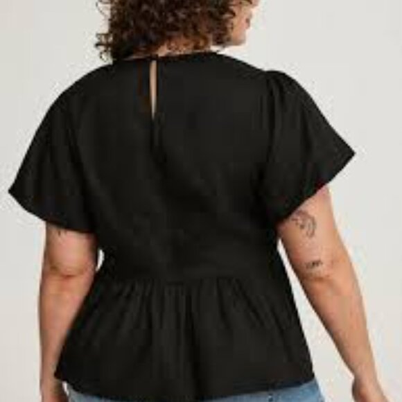 NWT Torrid Black Sweetheart Peplum Top - Picture 2 of 3